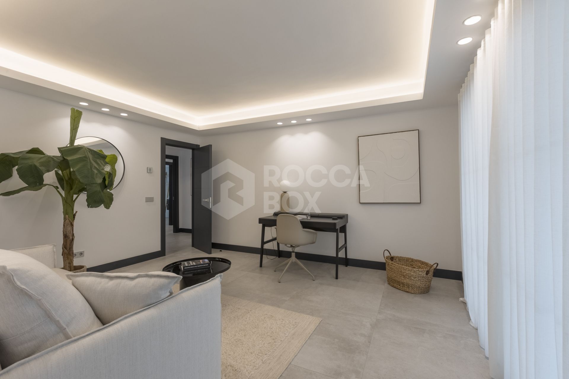 Villa for sale in Marbella City, Marbella (All)