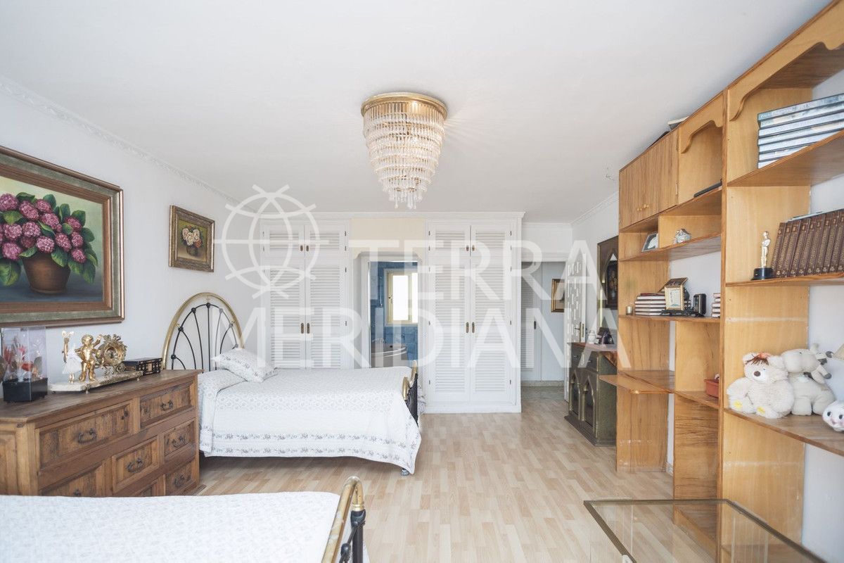 Villa in Marbella, Marbella