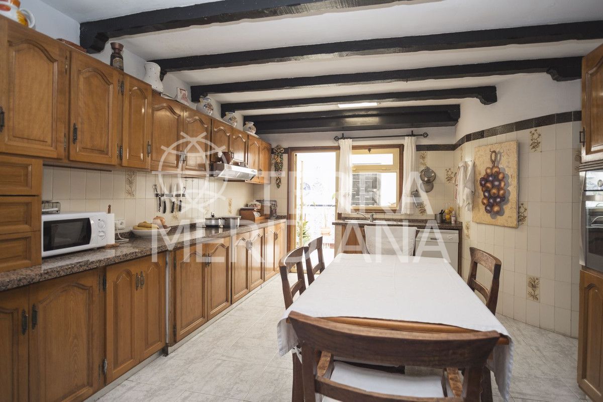 Villa in Marbella, Marbella