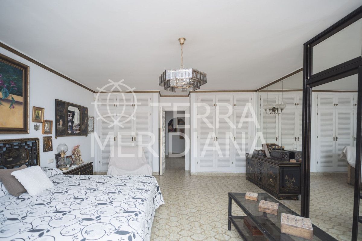 Villa in Marbella, Marbella