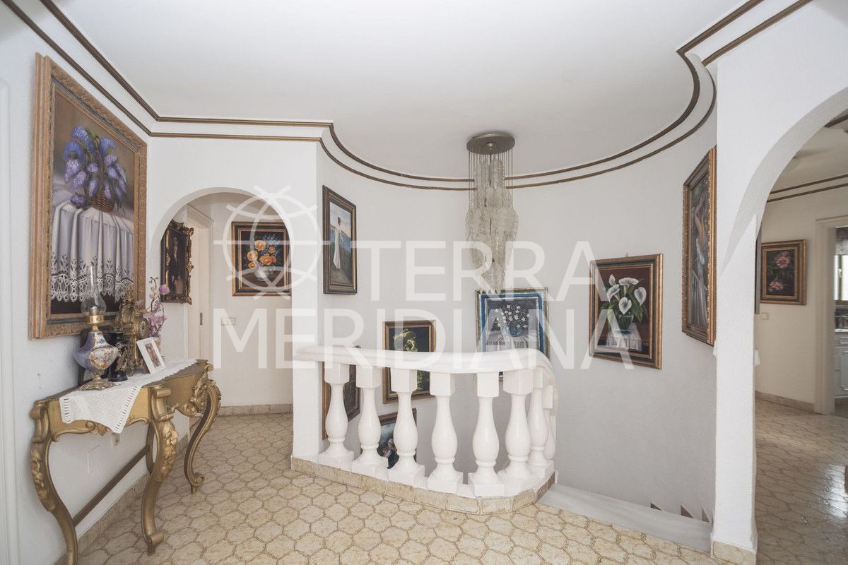 Villa in Marbella, Marbella