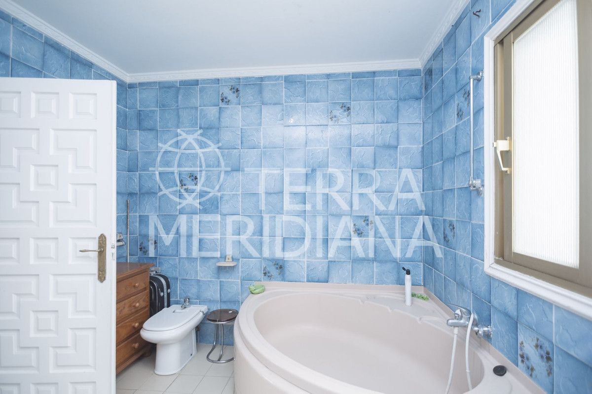 Villa in Marbella, Marbella