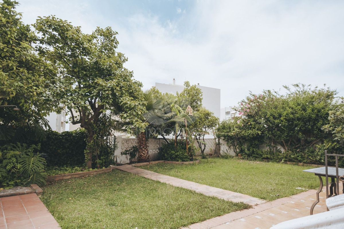 Villa in Marbella, Marbella