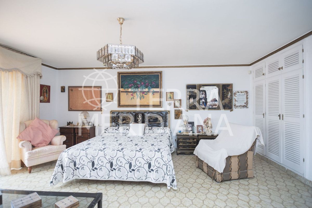 Villa in Marbella, Marbella