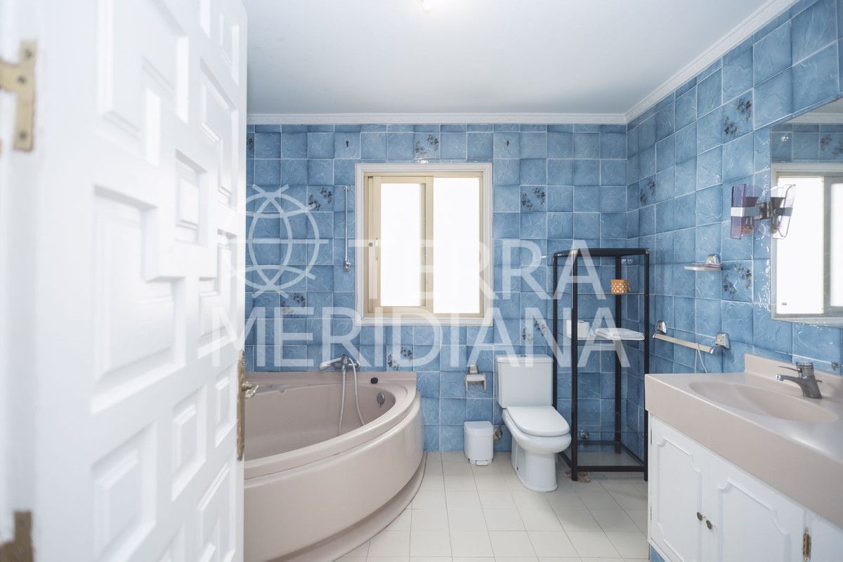 Villa in Marbella, Marbella