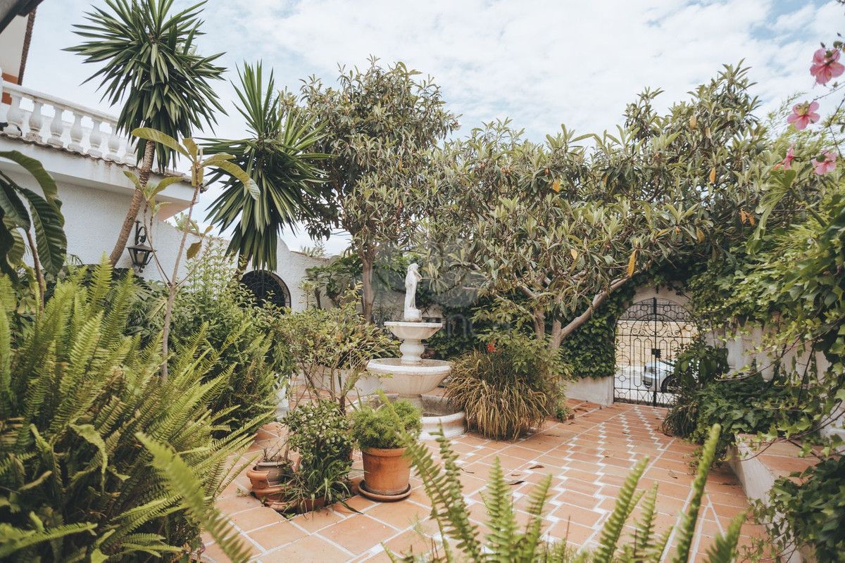 Villa in Marbella, Marbella