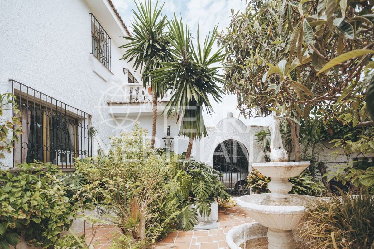 Villa in Marbella, Marbella