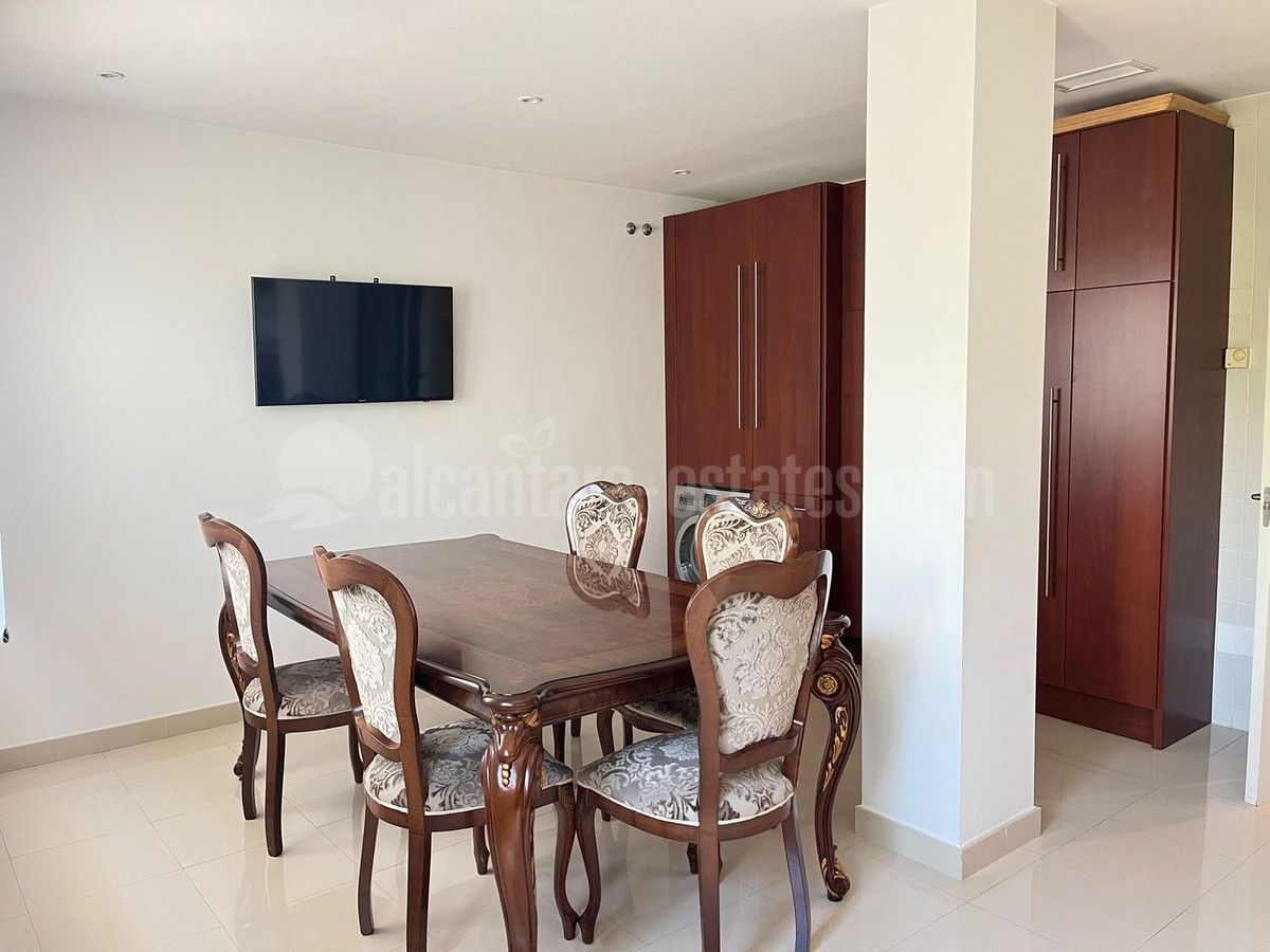 Apartment in Marbella Golden Mile, Marbella