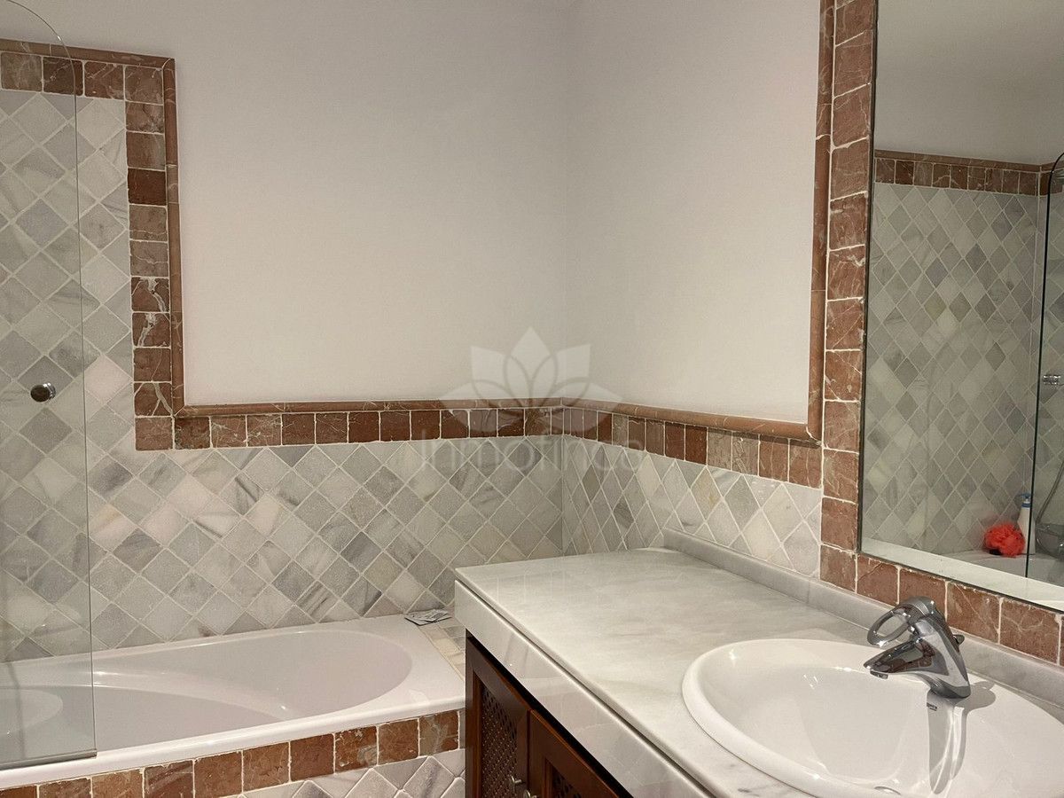 Apartamento en Marbella Golden Mile, Marbella