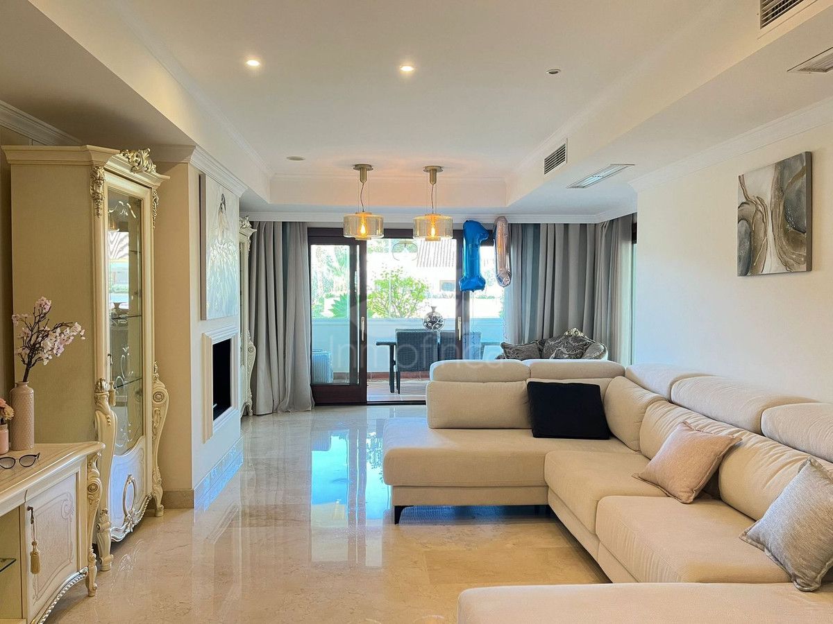 Apartamento en Marbella Golden Mile, Marbella