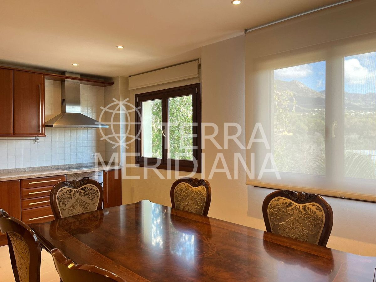Apartment in Marbella Golden Mile, Marbella