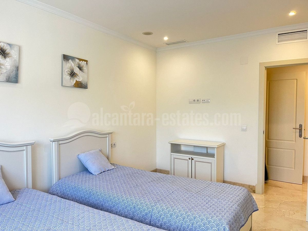 Apartment in Marbella Golden Mile, Marbella