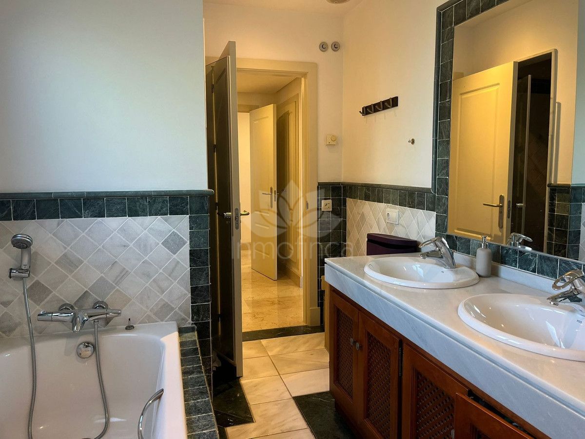 Apartamento en Marbella Golden Mile, Marbella