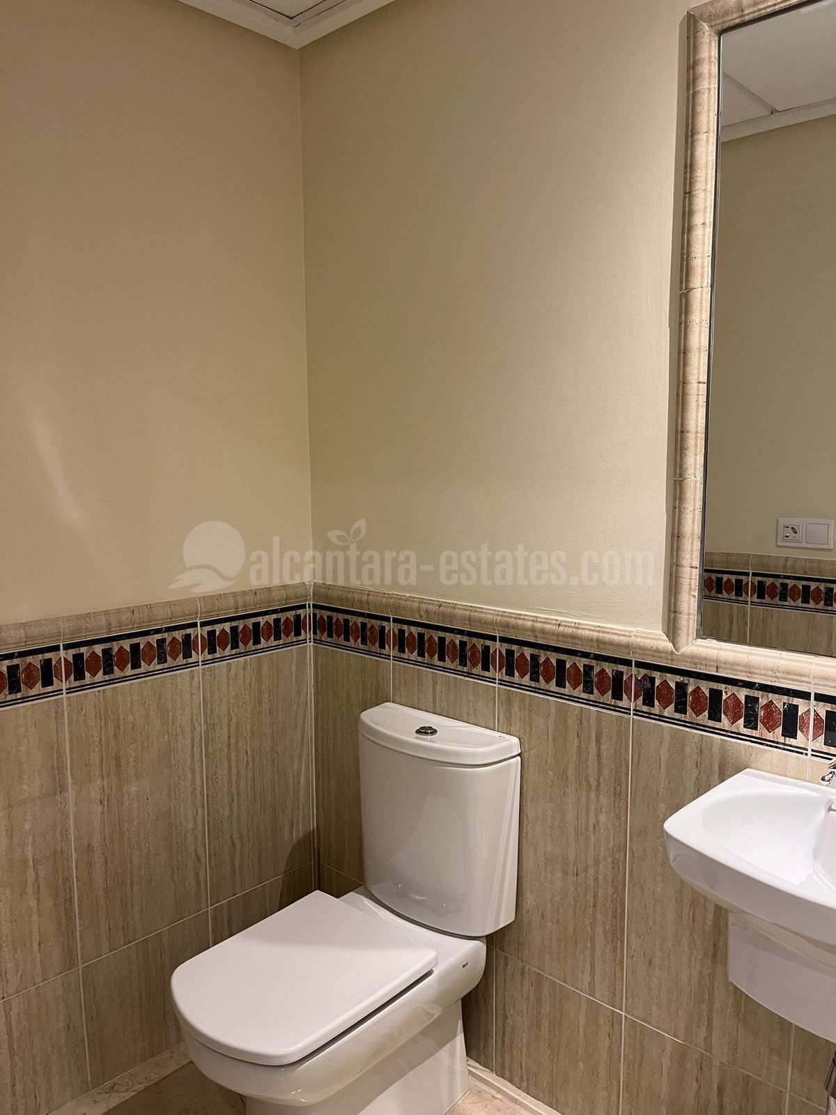 Apartment in Marbella Golden Mile, Marbella