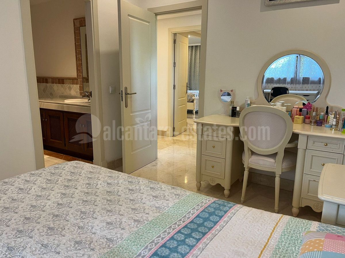 Apartment in Marbella Golden Mile, Marbella