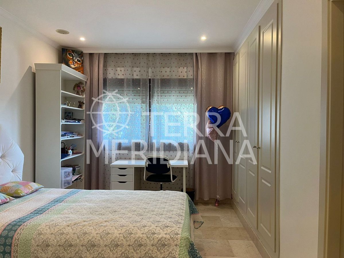 Apartment in Marbella Golden Mile, Marbella