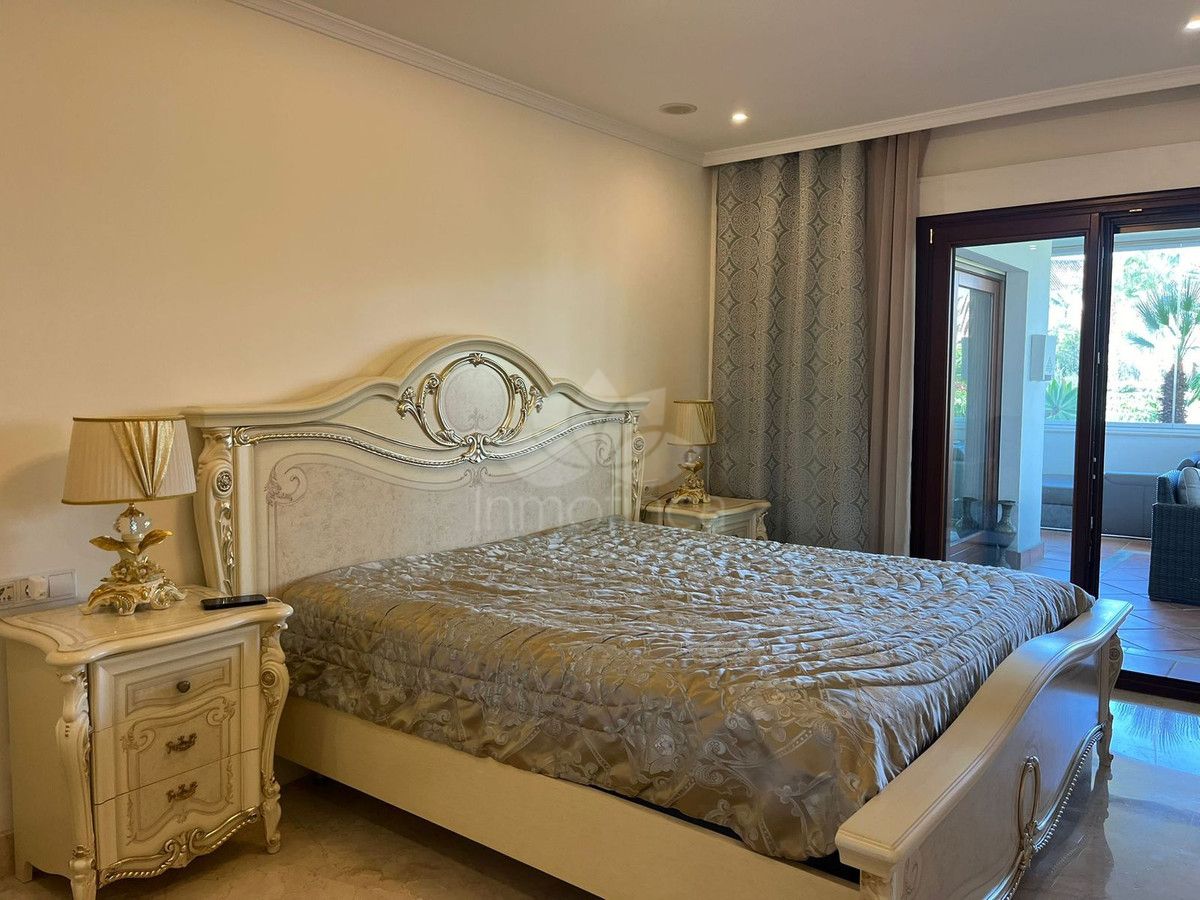 Apartamento en Marbella Golden Mile, Marbella