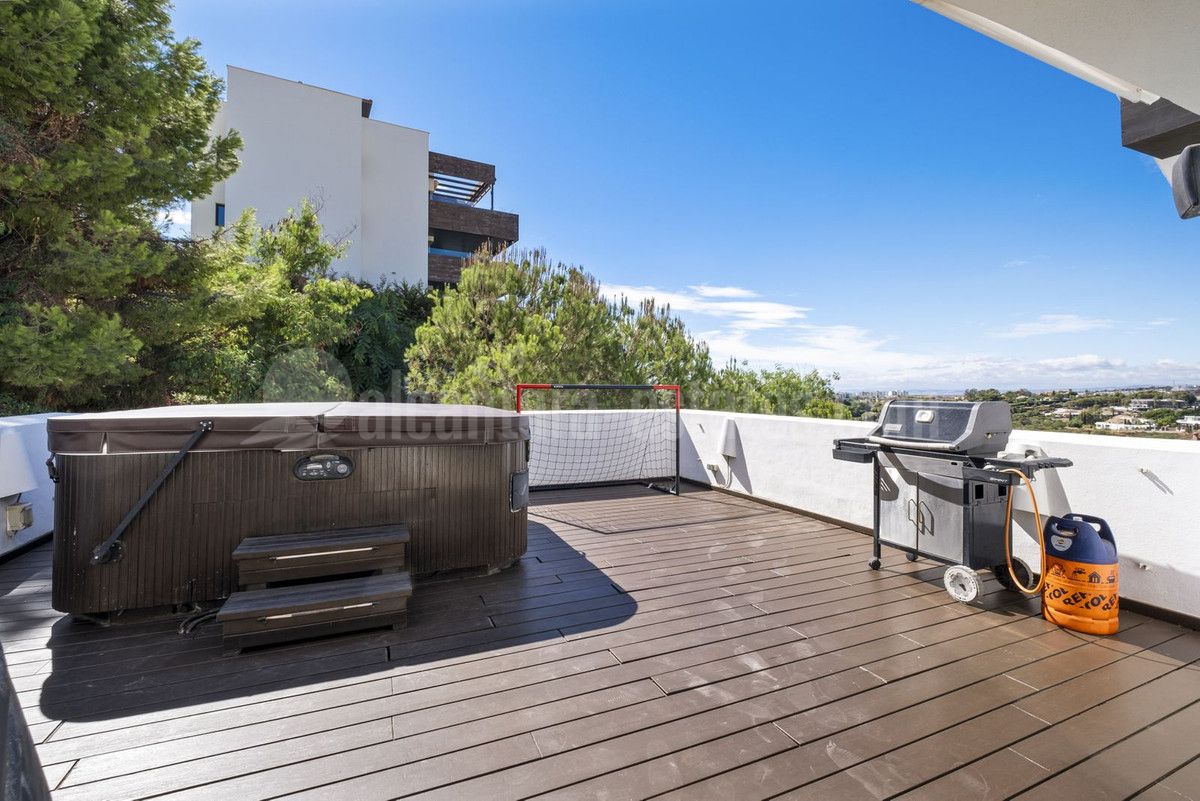 Apartment in Los Flamingos, Benahavis