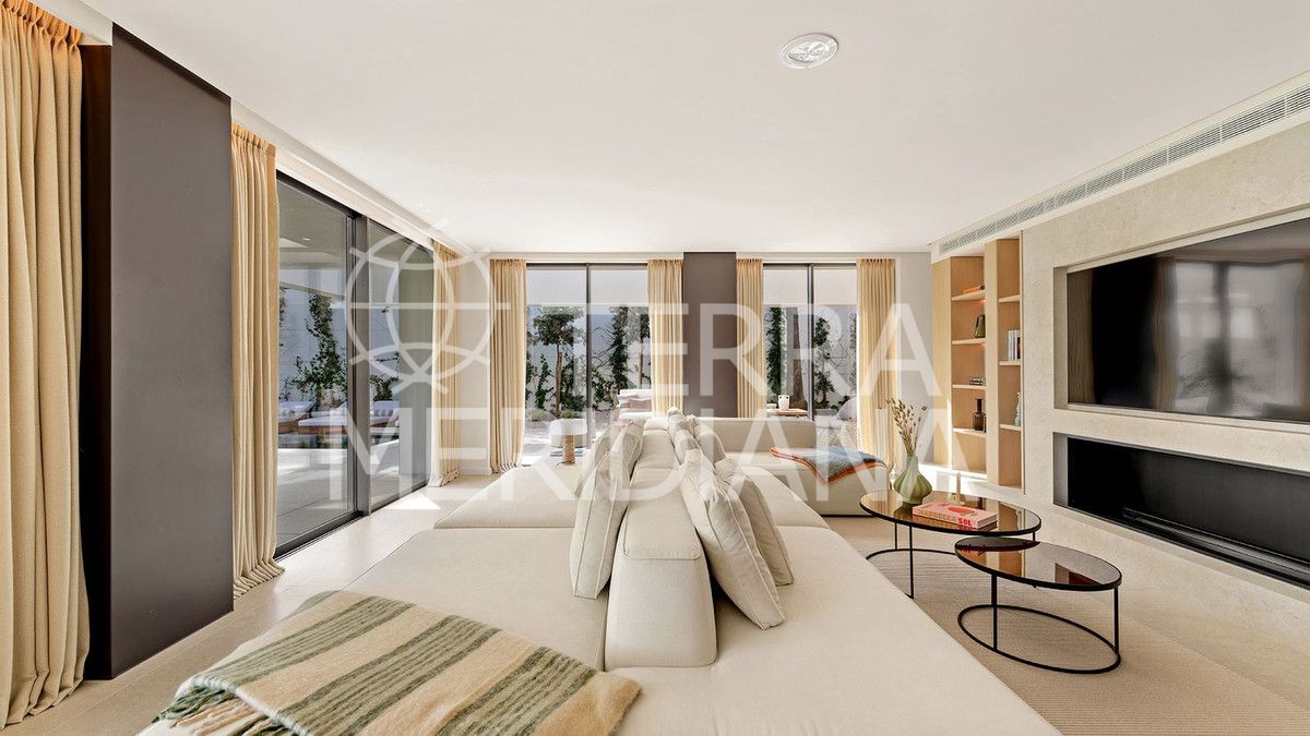 Villa in Nueva Andalucia, Marbella