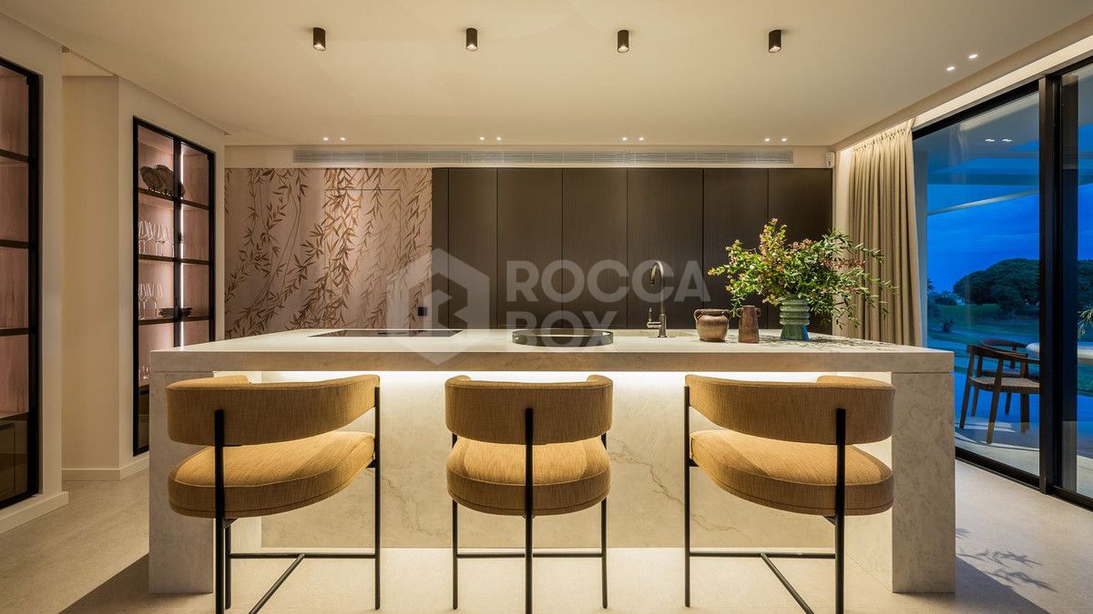 Villa for sale in Nueva Andalucia, Marbella (All)