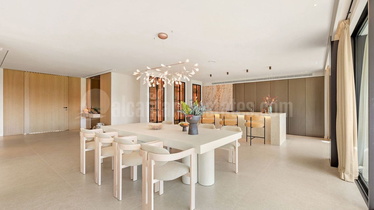 Villa in Nueva Andalucia, Marbella