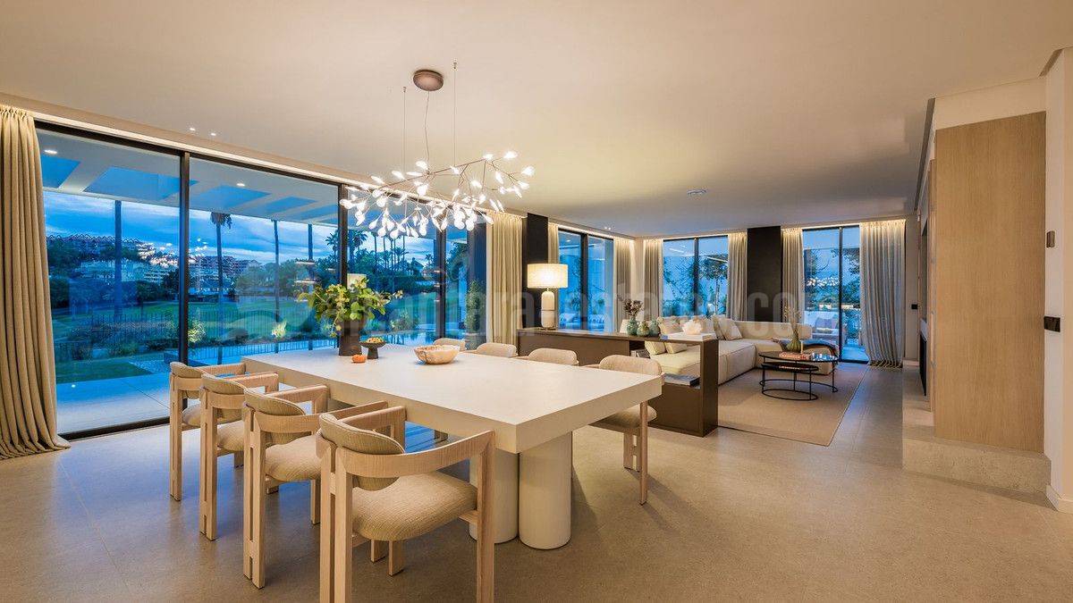 Villa in Nueva Andalucia, Marbella