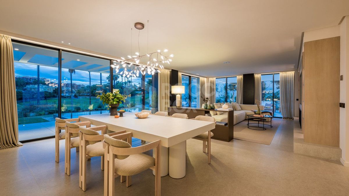 Villa for sale in Nueva Andalucia, Marbella (All)