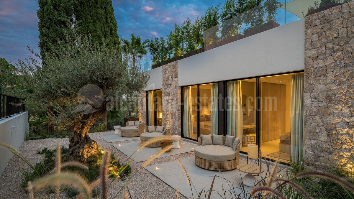 Villa in Nueva Andalucia, Marbella