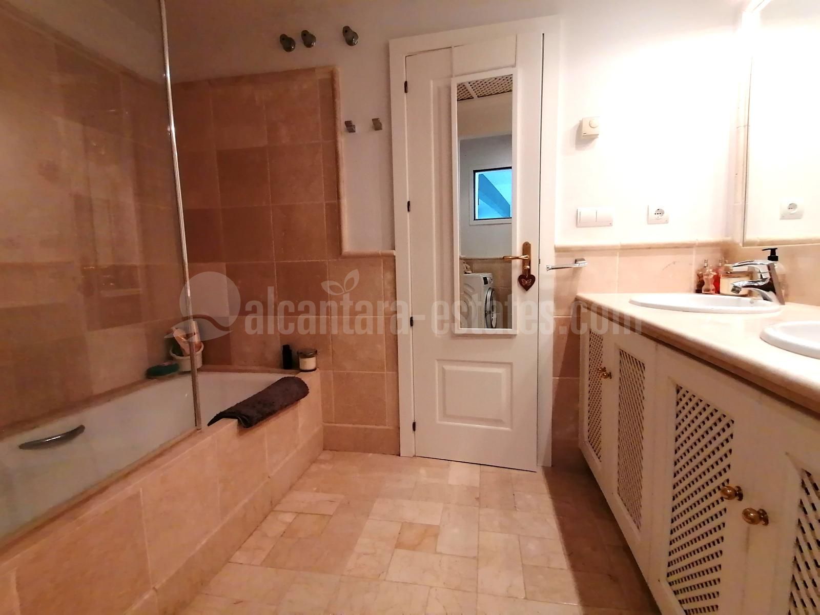 Studio in Rio Real, Marbella