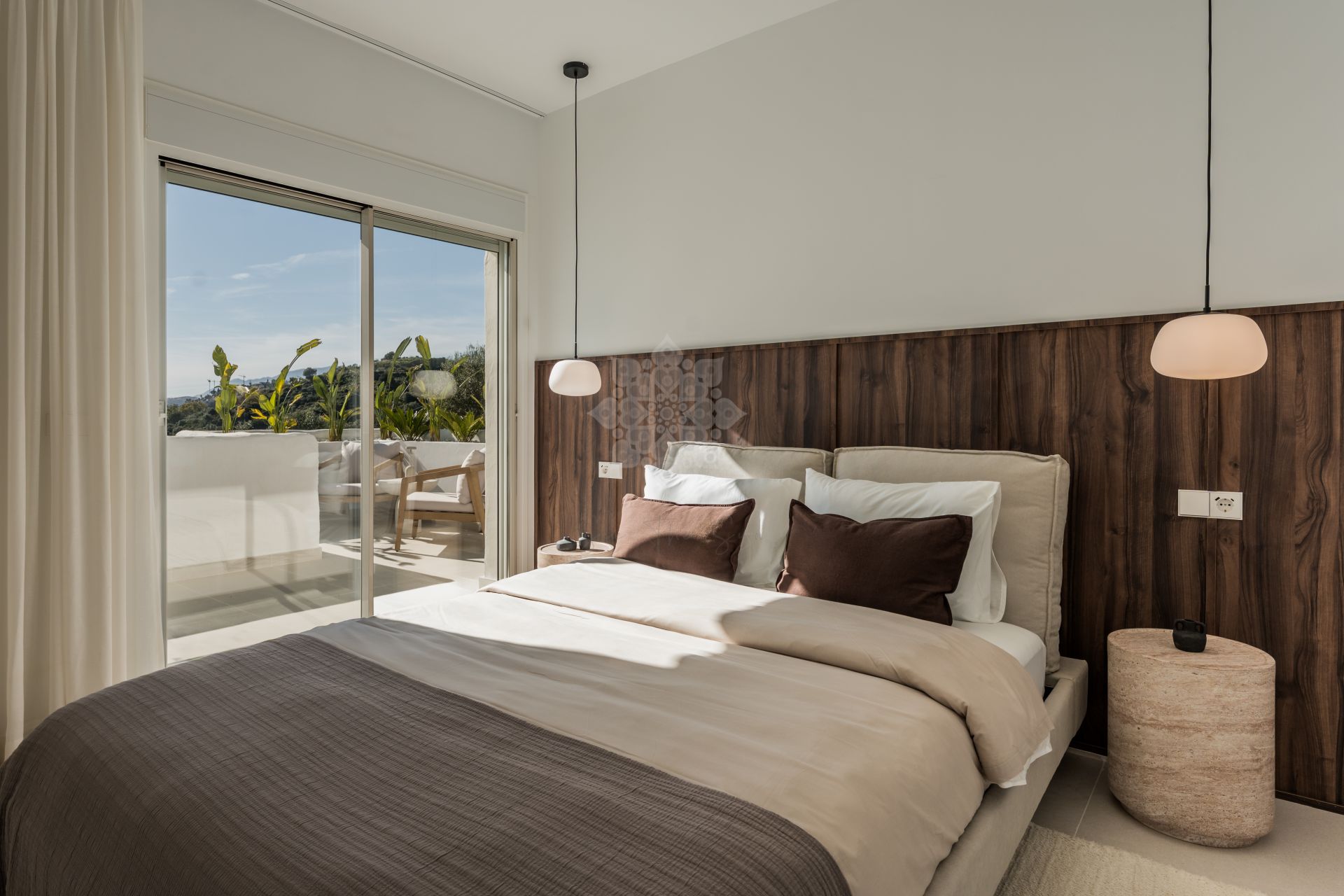 Duplex Penthouse w Los Naranjos Golf, Marbella