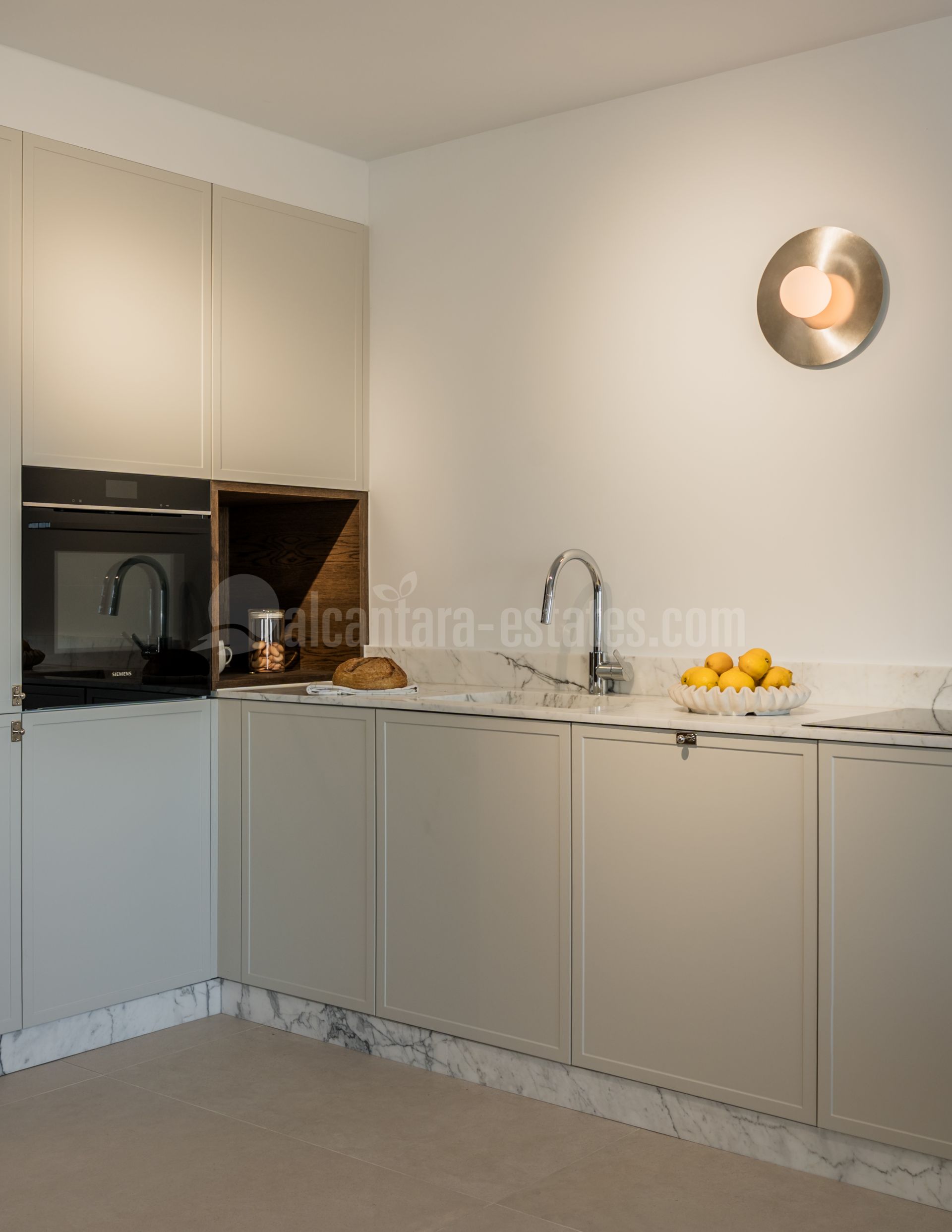 Duplex Penthouse in Los Naranjos Golf, Marbella