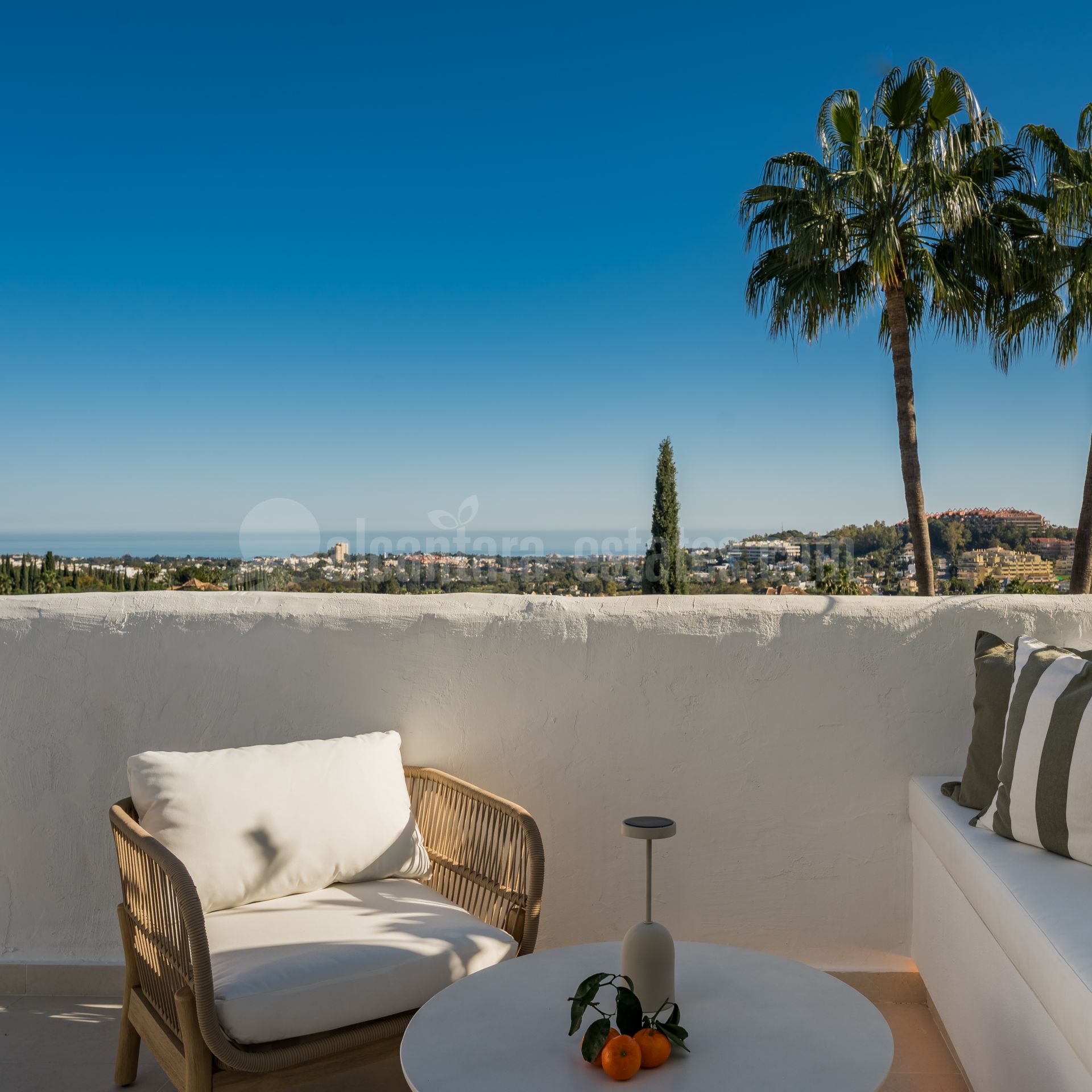 Duplex Penthouse in Los Naranjos Golf, Marbella