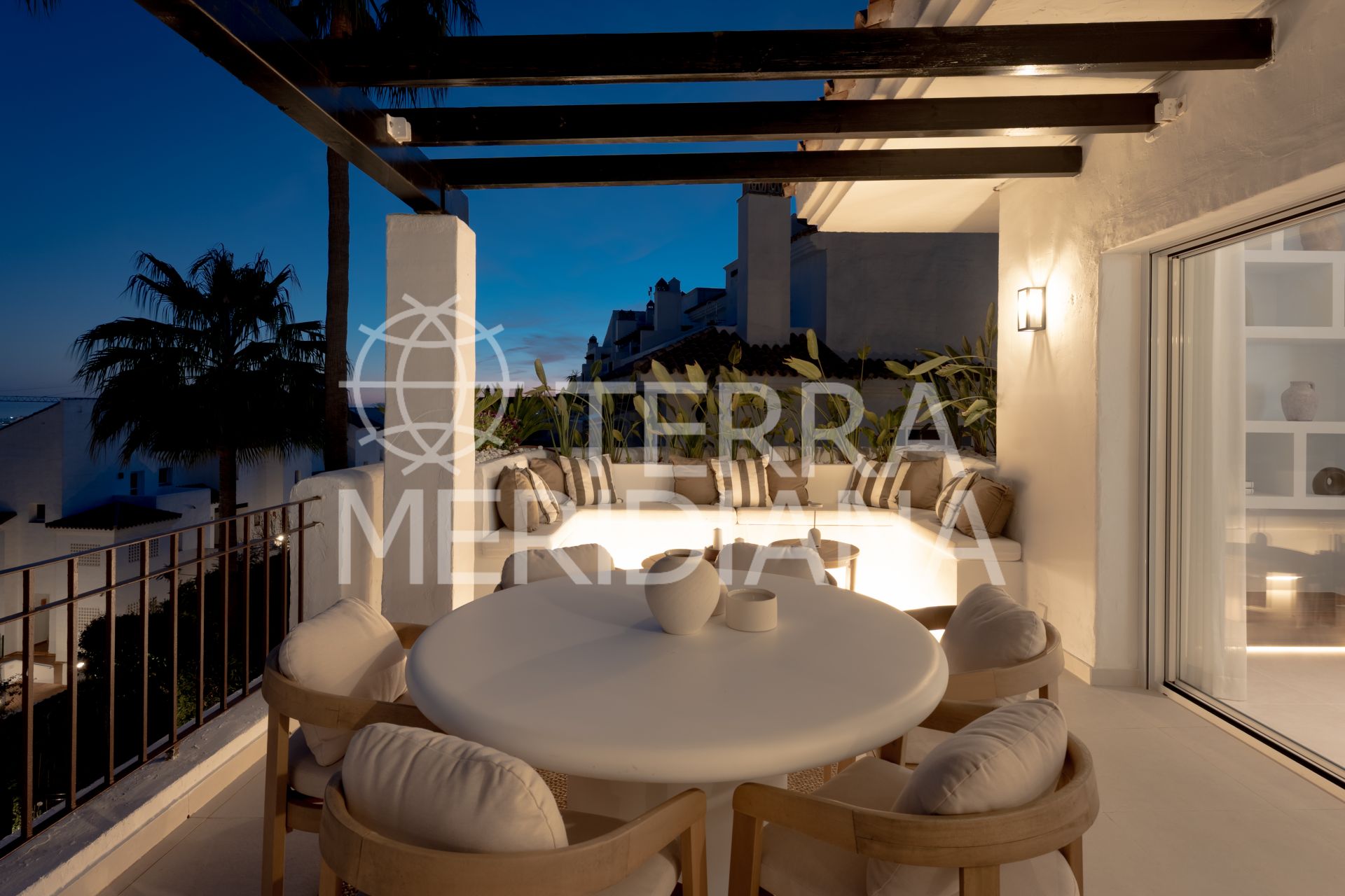 Duplex Penthouse in Los Naranjos Golf, Marbella
