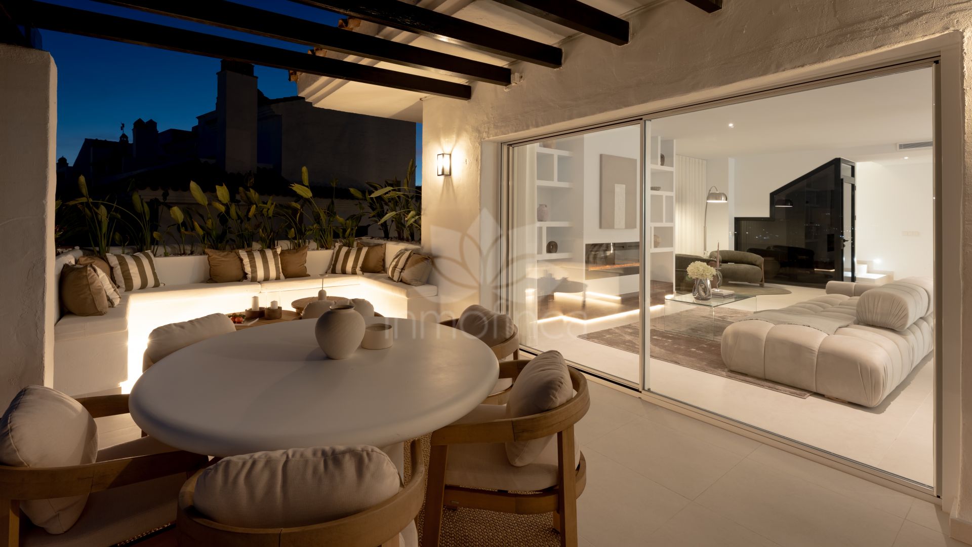 Atico Duplex en Los Naranjos Golf, Marbella