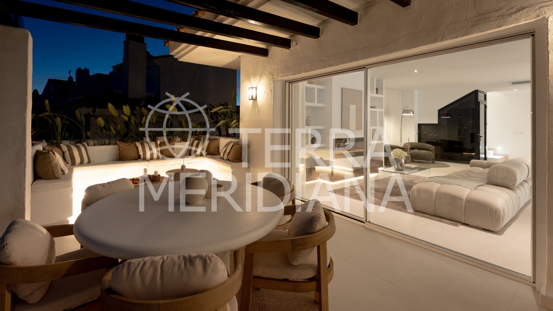 Duplex Penthouse in Los Naranjos Golf, Marbella