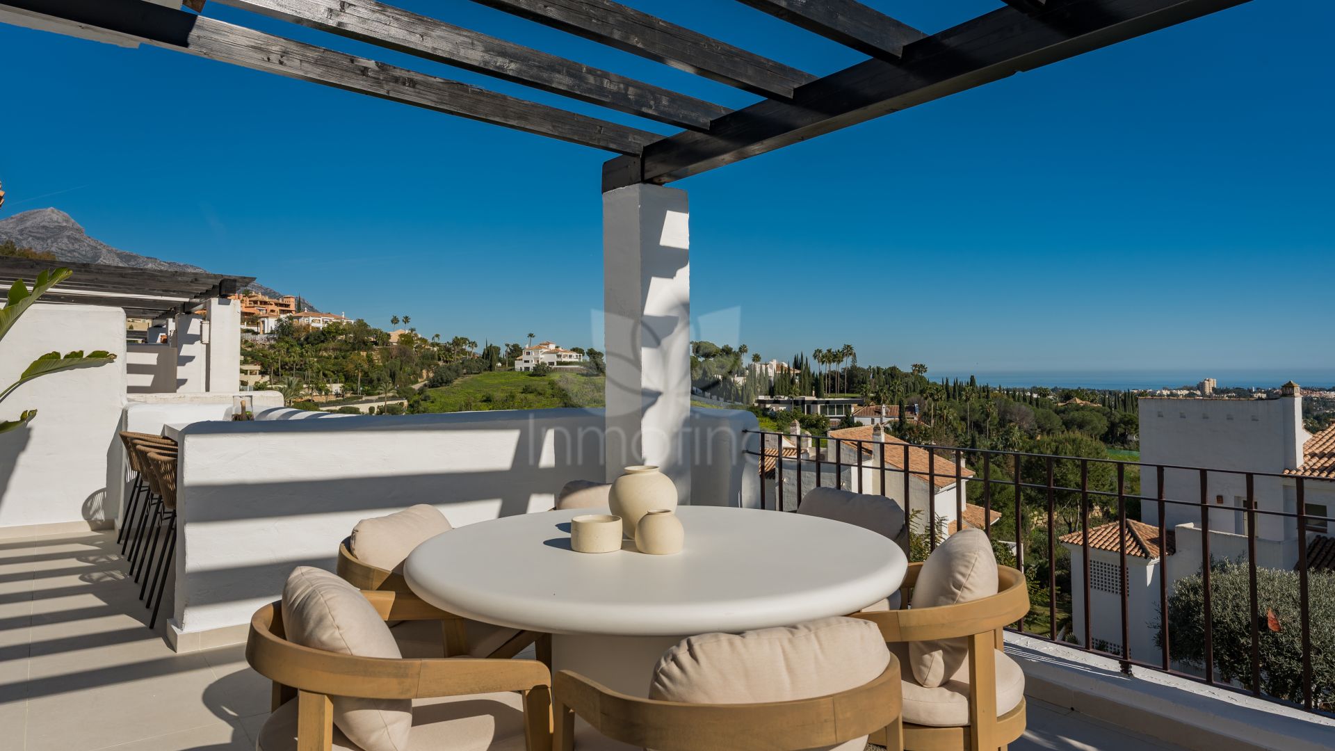 Atico Duplex en Los Naranjos Golf, Marbella