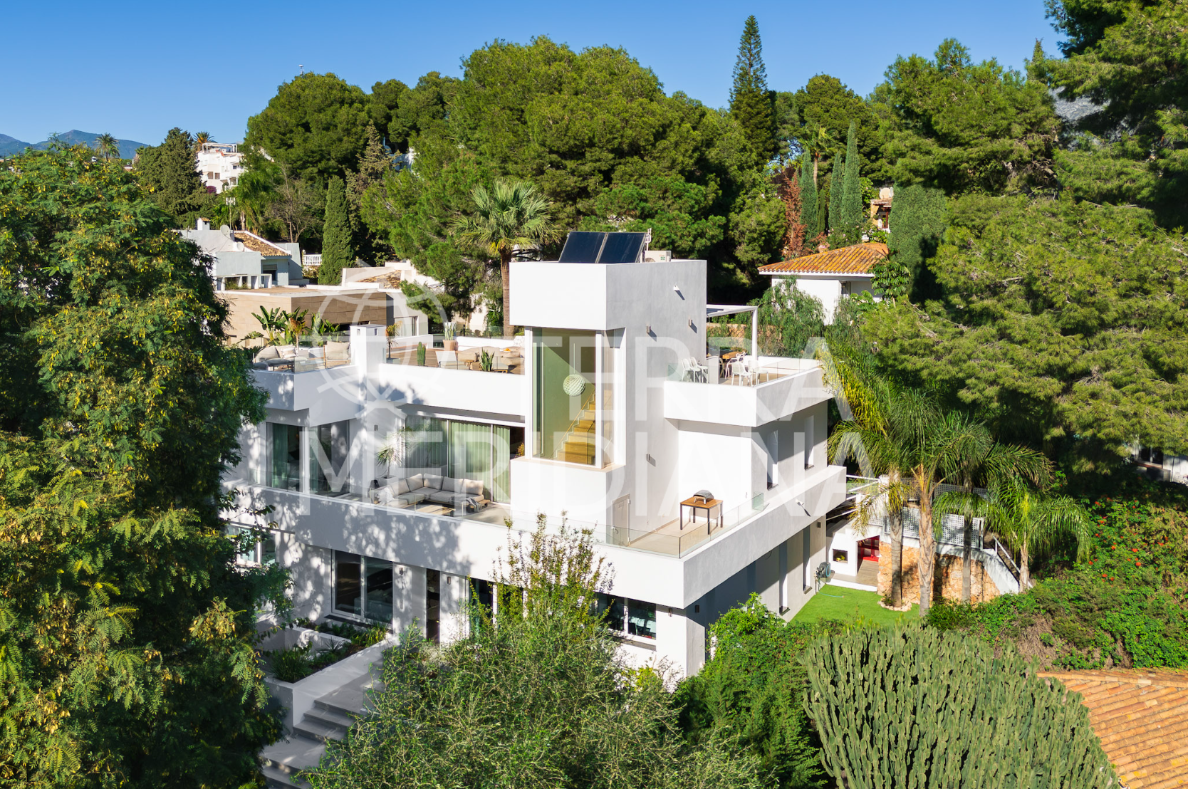 Villa in Nueva Andalucia, Marbella
