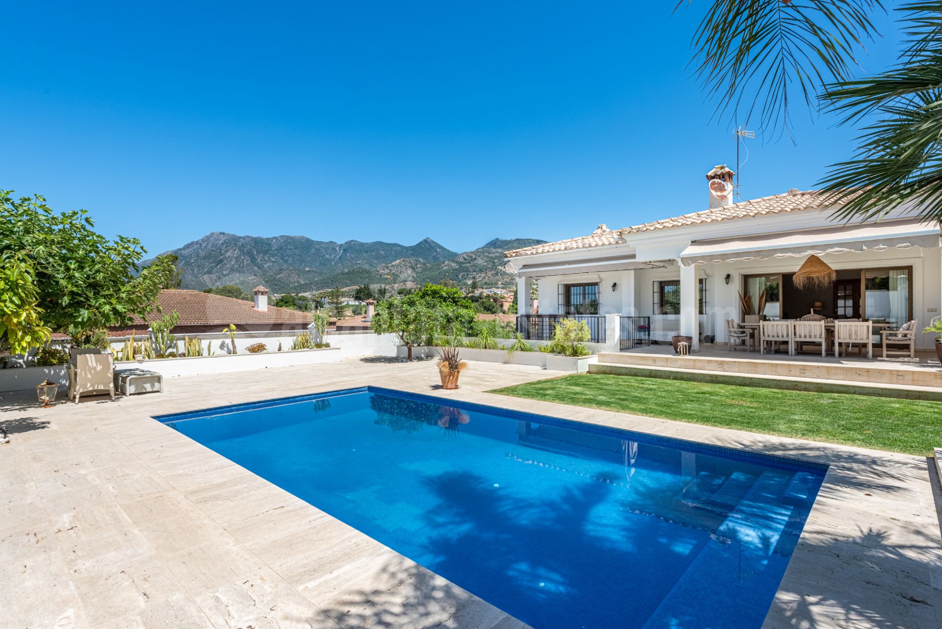 Villa in Marbella East, Marbella