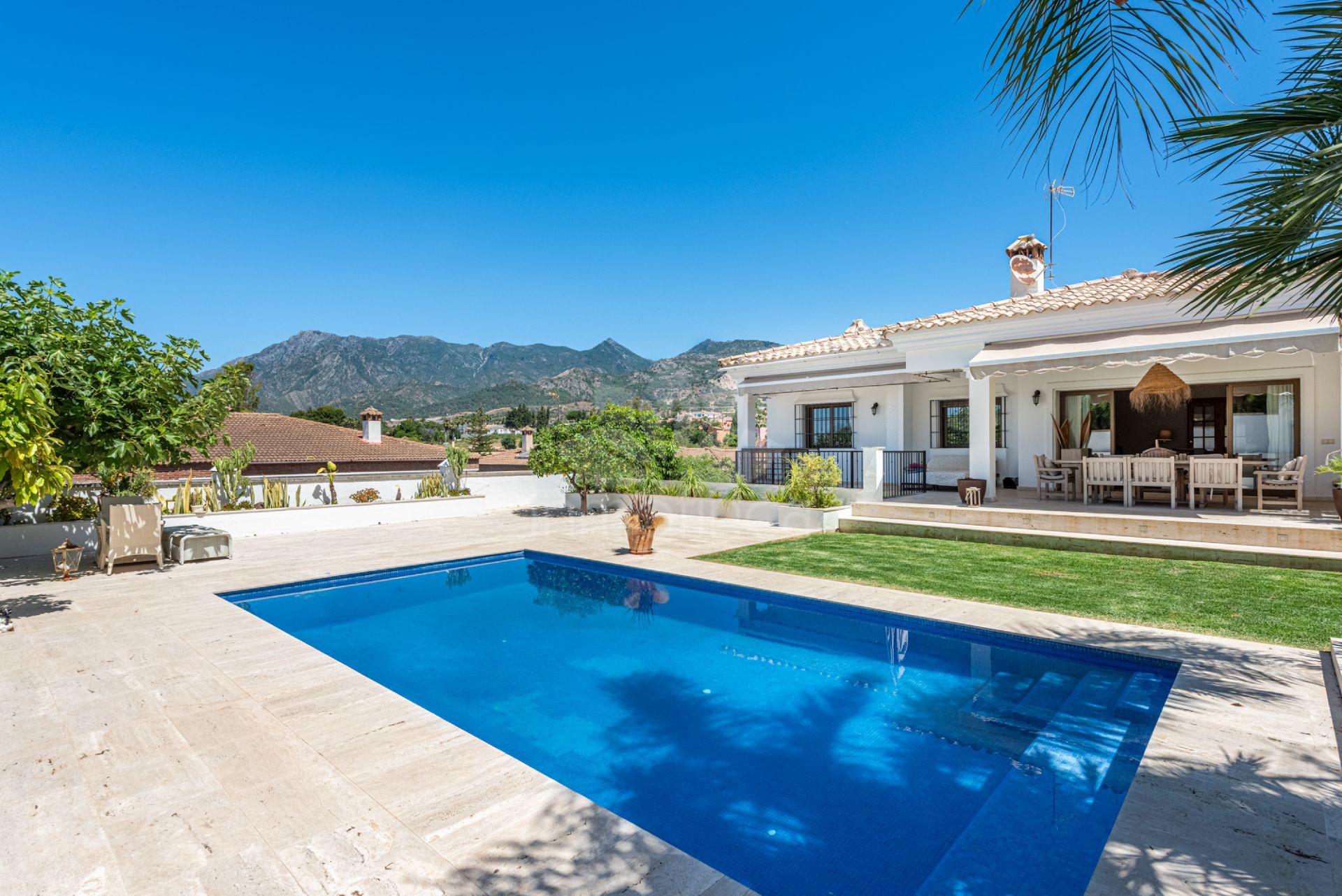 Villa in Marbella East, Marbella