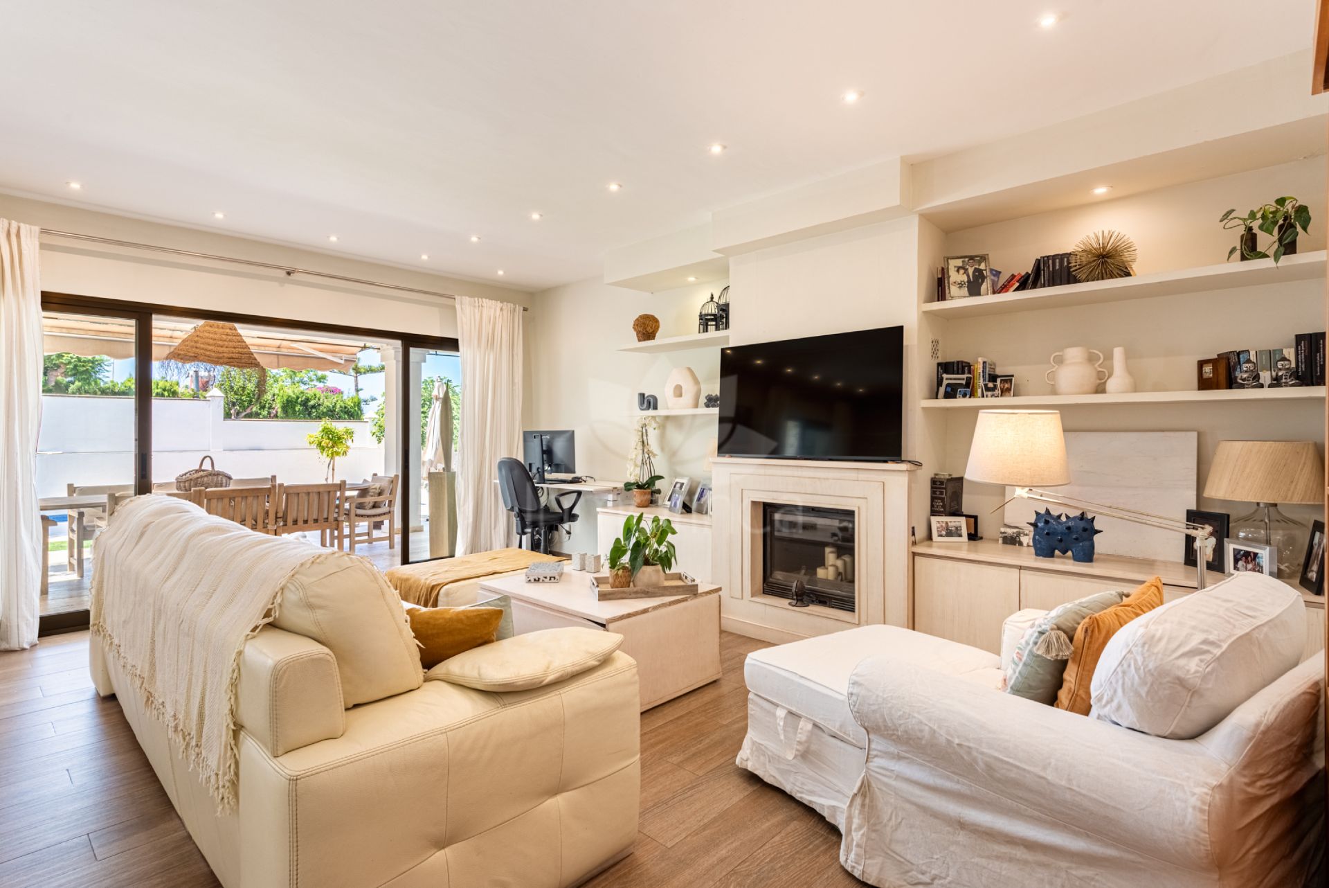 Villa in Marbella East, Marbella