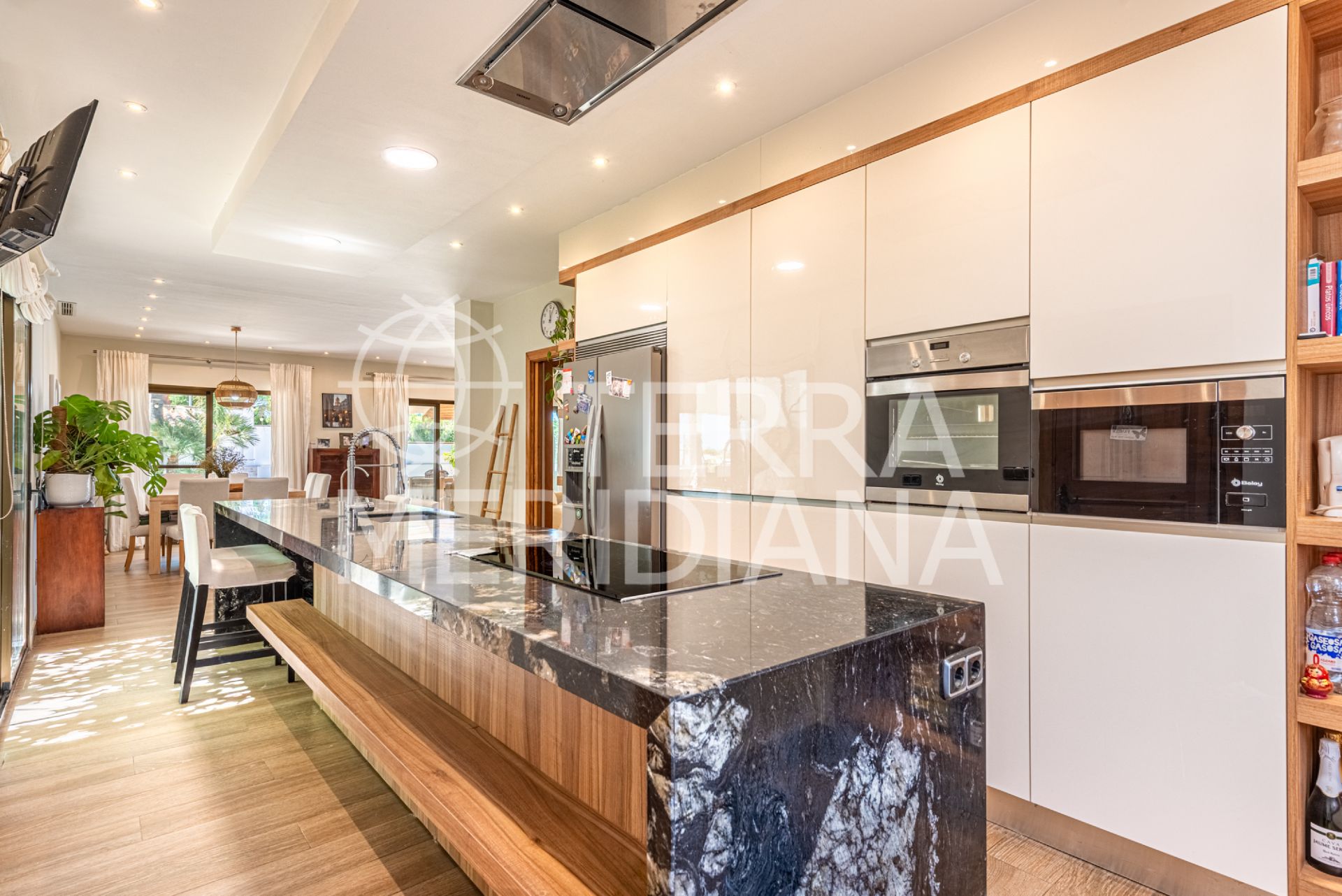 Villa in Marbella East, Marbella