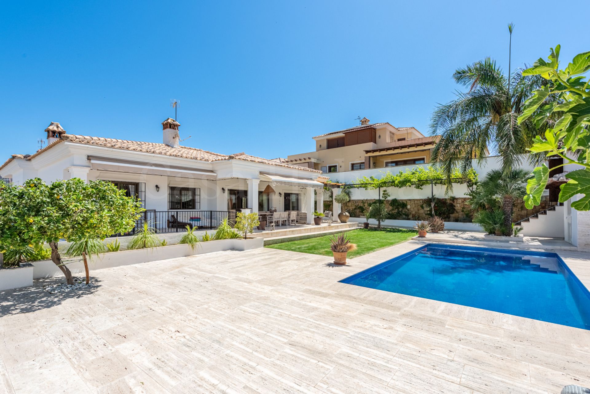 Villa in Marbella East, Marbella