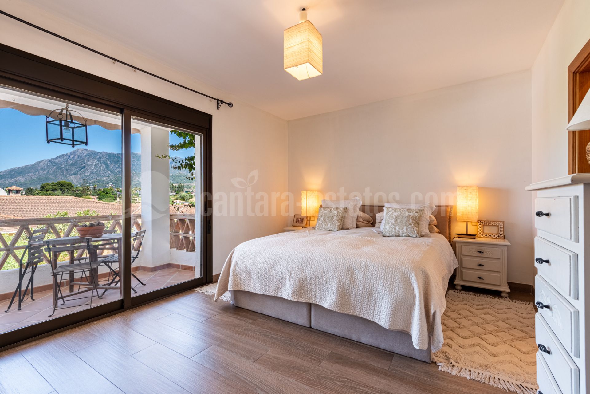 Villa in Marbella East, Marbella