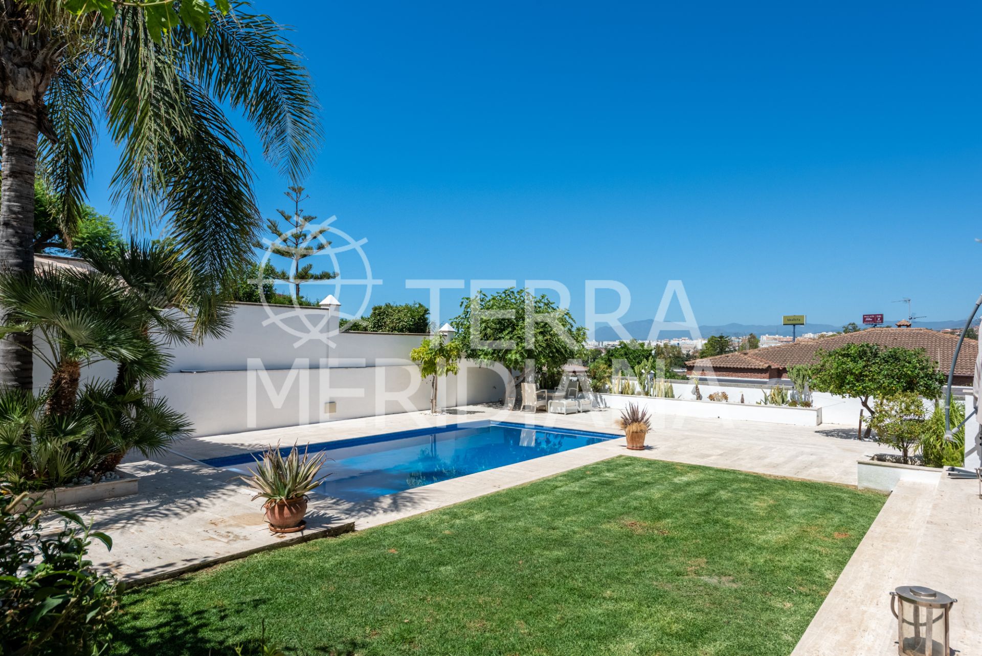 Villa in Marbella East, Marbella