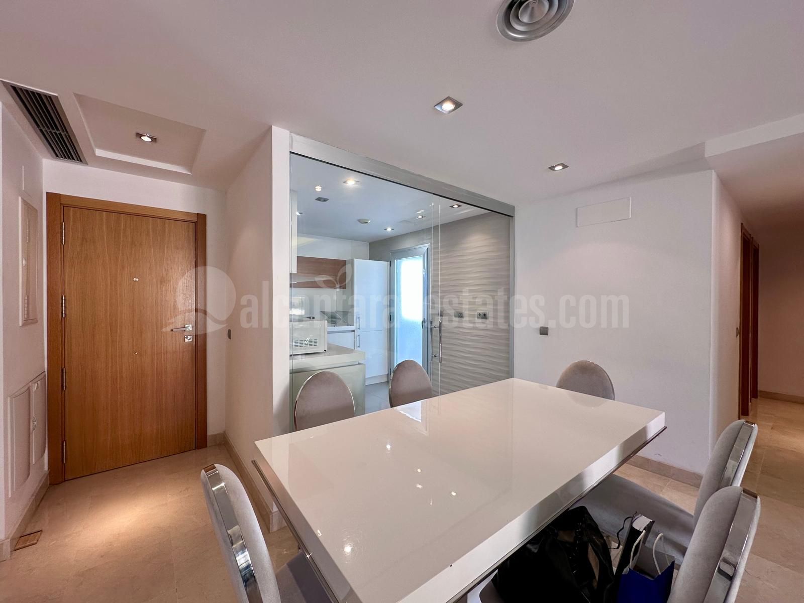 Atico Duplex en Cortijo Blanco, San Pedro de Alcantara