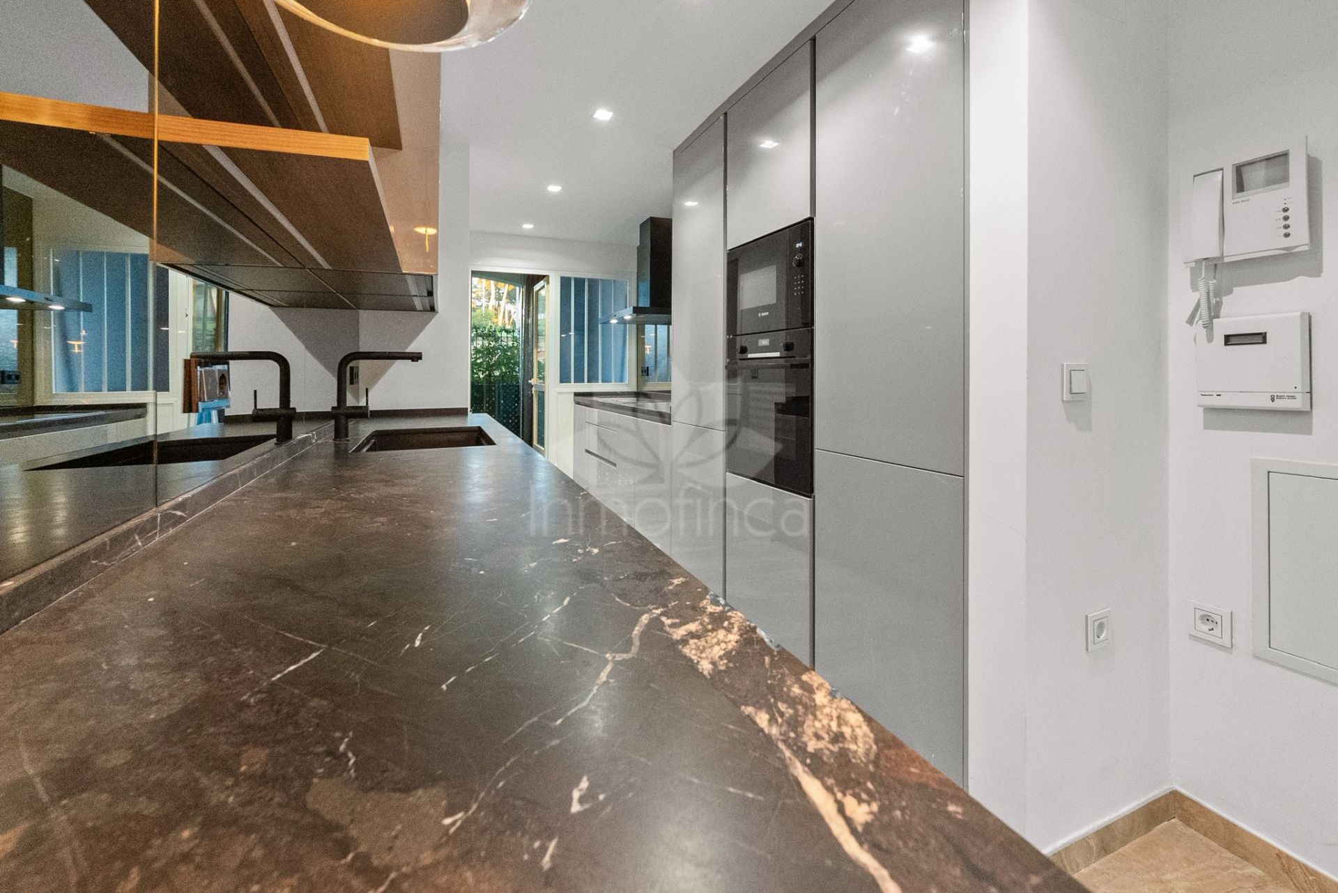 Ground Floor Apartment in Balcones de Puente Romano, Marbella