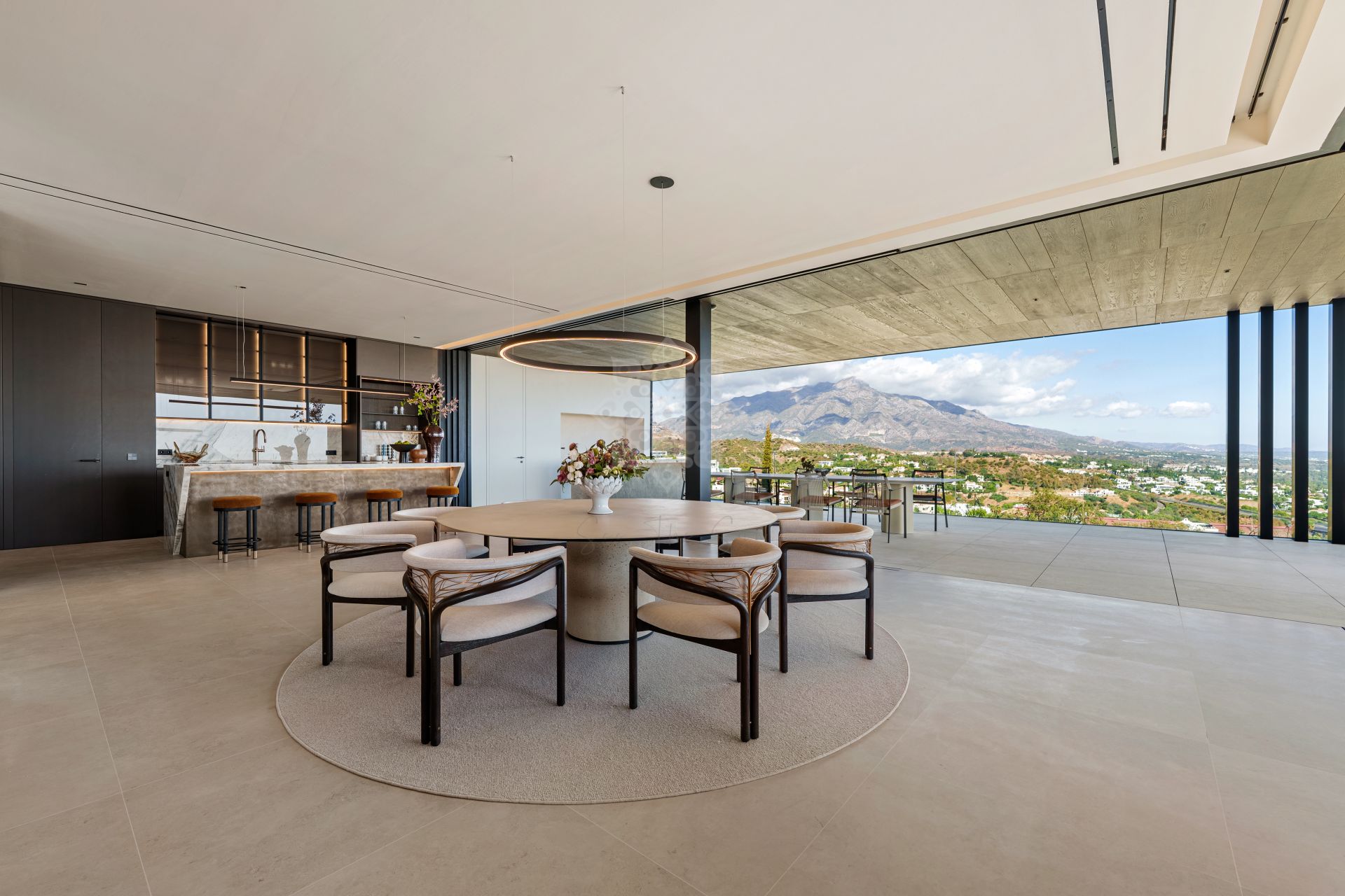 Villa en El Herrojo, Benahavis