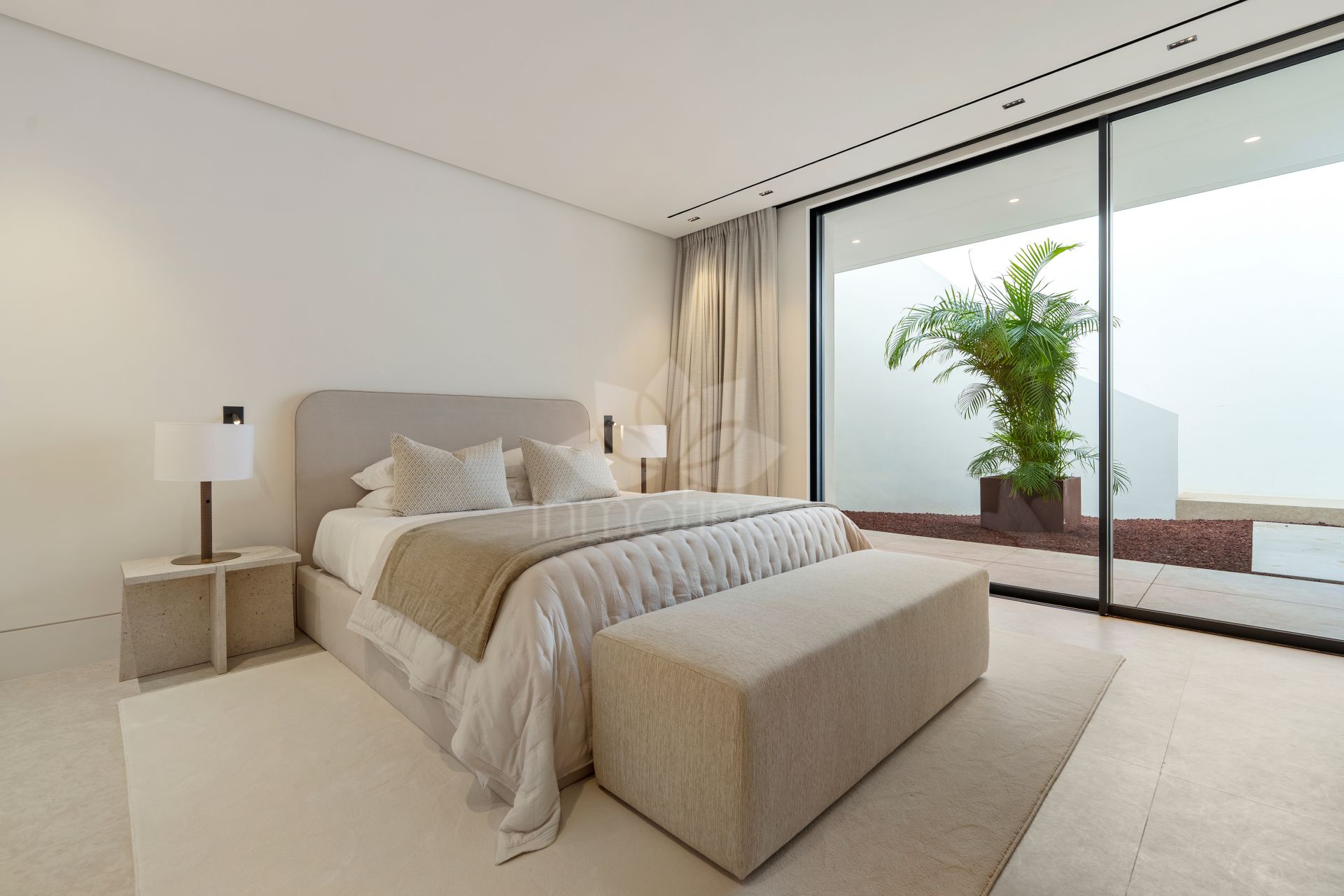 Villa in El Herrojo, Benahavis