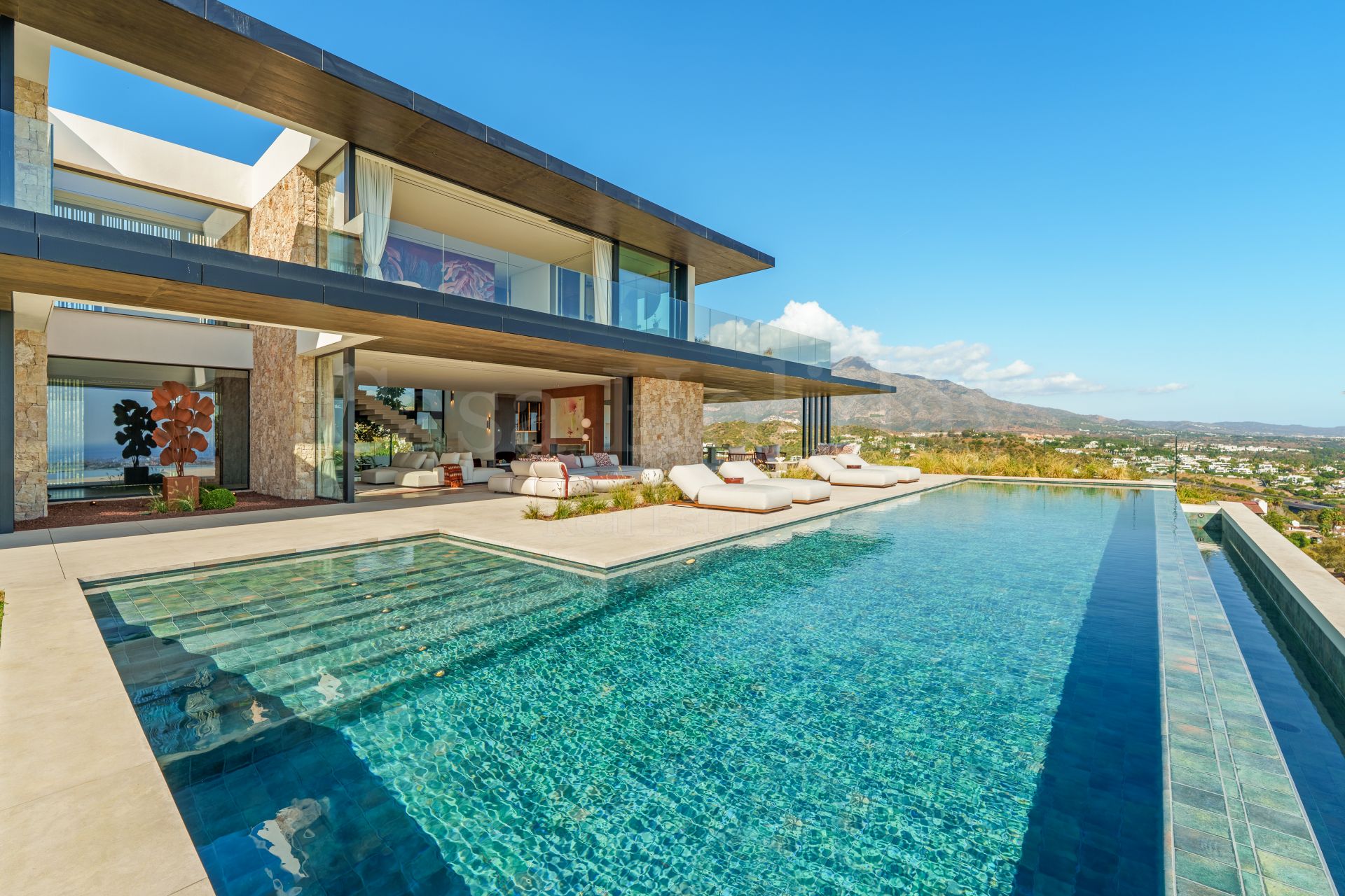 Villa en El Herrojo, Benahavis