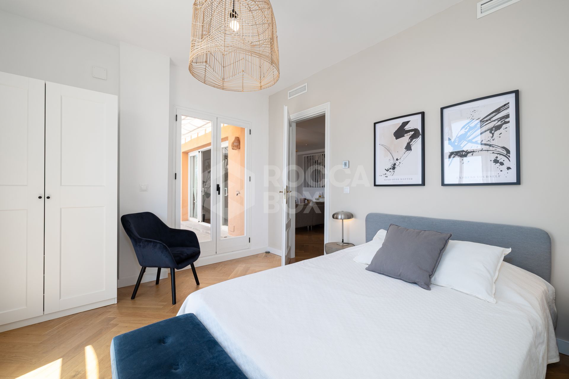 Penthouse for sale in Les Belvederes, Nueva Andalucia